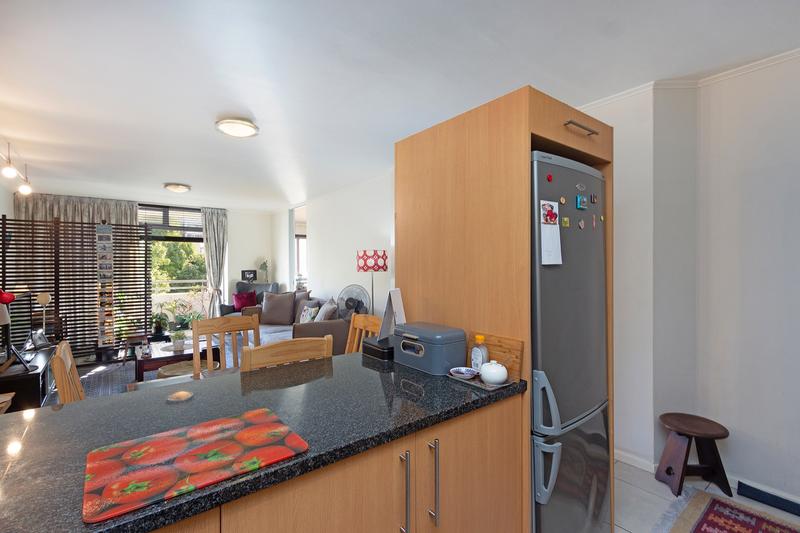 To Let 2 Bedroom Property for Rent in Claremont Western Cape